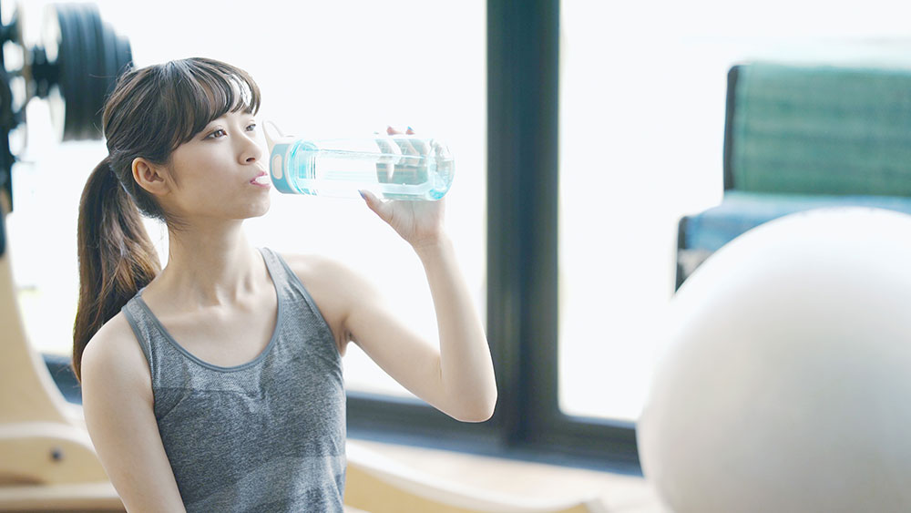 夏の水分補給-脱水症状に有効な種類