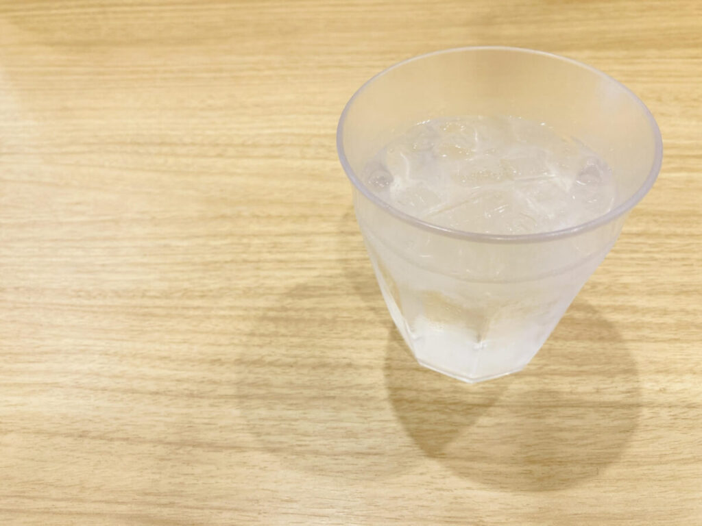 冷たい水