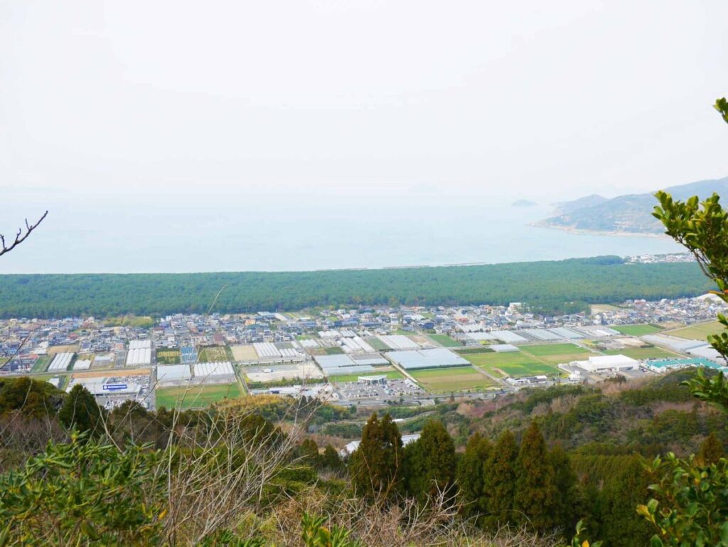 唐津湾が一望できる展望台